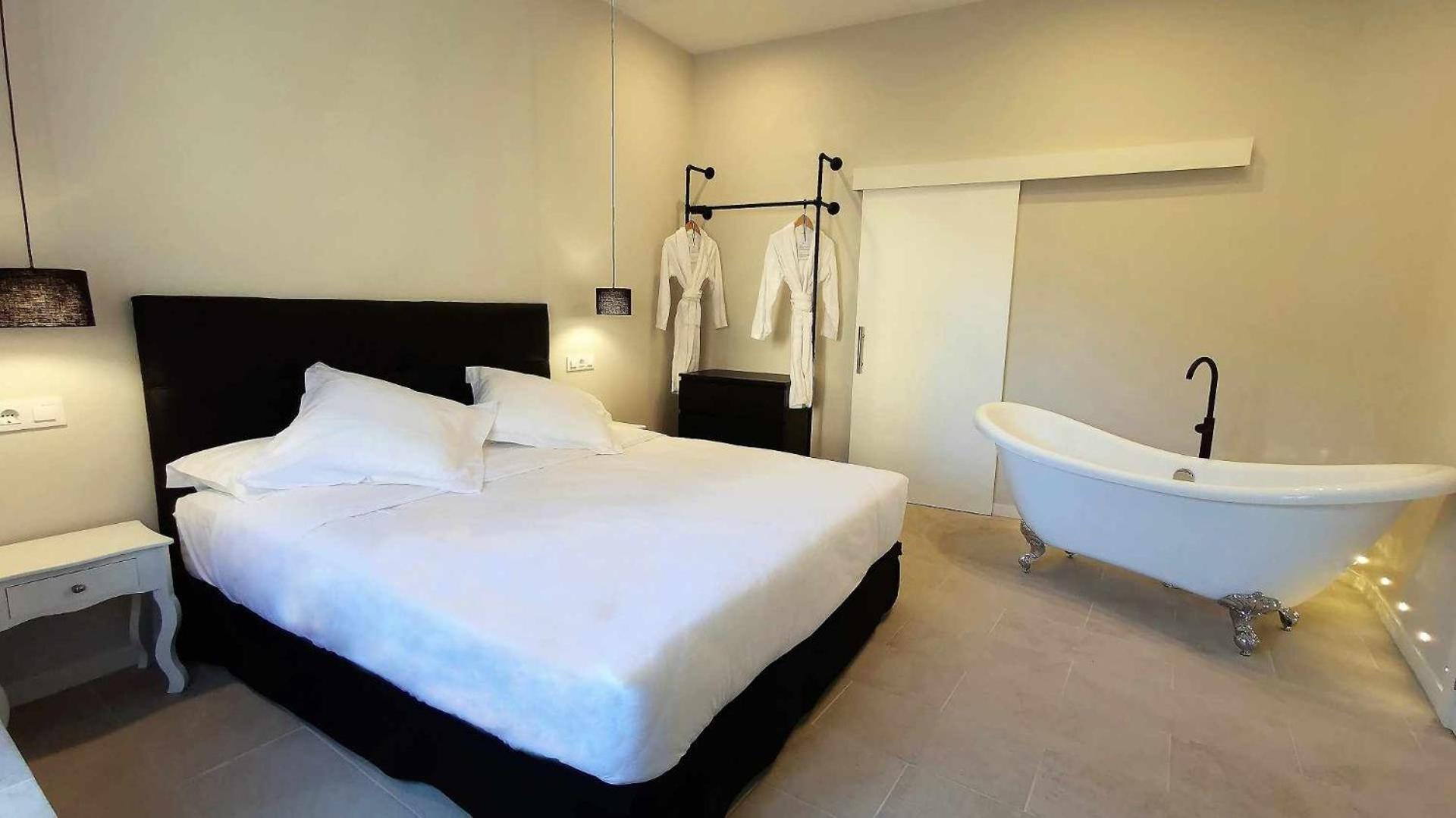 El Silencio Boutique Room Сеговія Екстер'єр фото